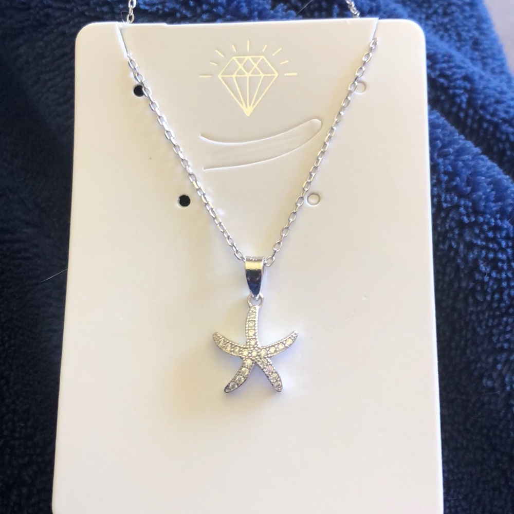 925 Sterling Silver Necklace with CZ Starfish - Picture 3 of 3